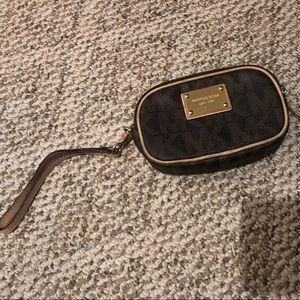 Michael Kors Logo Double Zip Wrislet